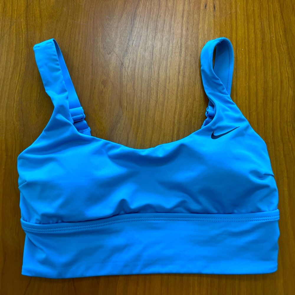 Women's Essential Scoop Neck Midkini Top